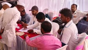 महाआरोग्य शिबिरात उमरगा येथे आयुष्मान कार्ड नोंदणीला उत्स्फूर्त प्रतिसाद