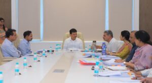 आरोग्य विभागातील बदल्यांमध्ये आणणार पारदर्शकता! : मंत्री प्रकाश आबीटकर